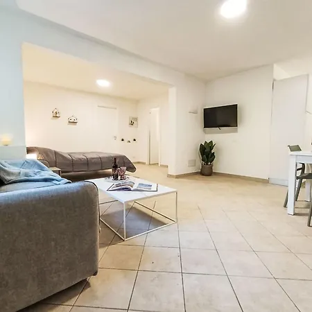 דירה San Pantaleo By Interhome